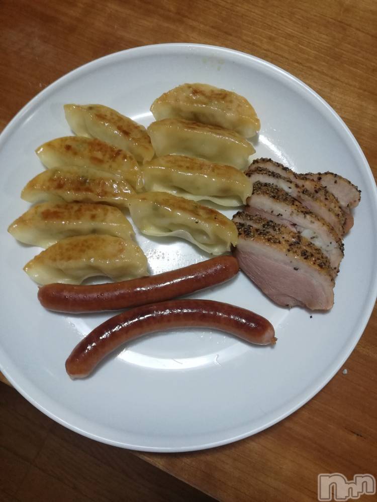 上越デリヘル上越最安値！奥様Deli急便(ジョウエツサイヤスネ！オクサマデリキュウビン) 熟女エロパワー全開　あきほ(54)の12月6日写メブログ「お酒のお供」