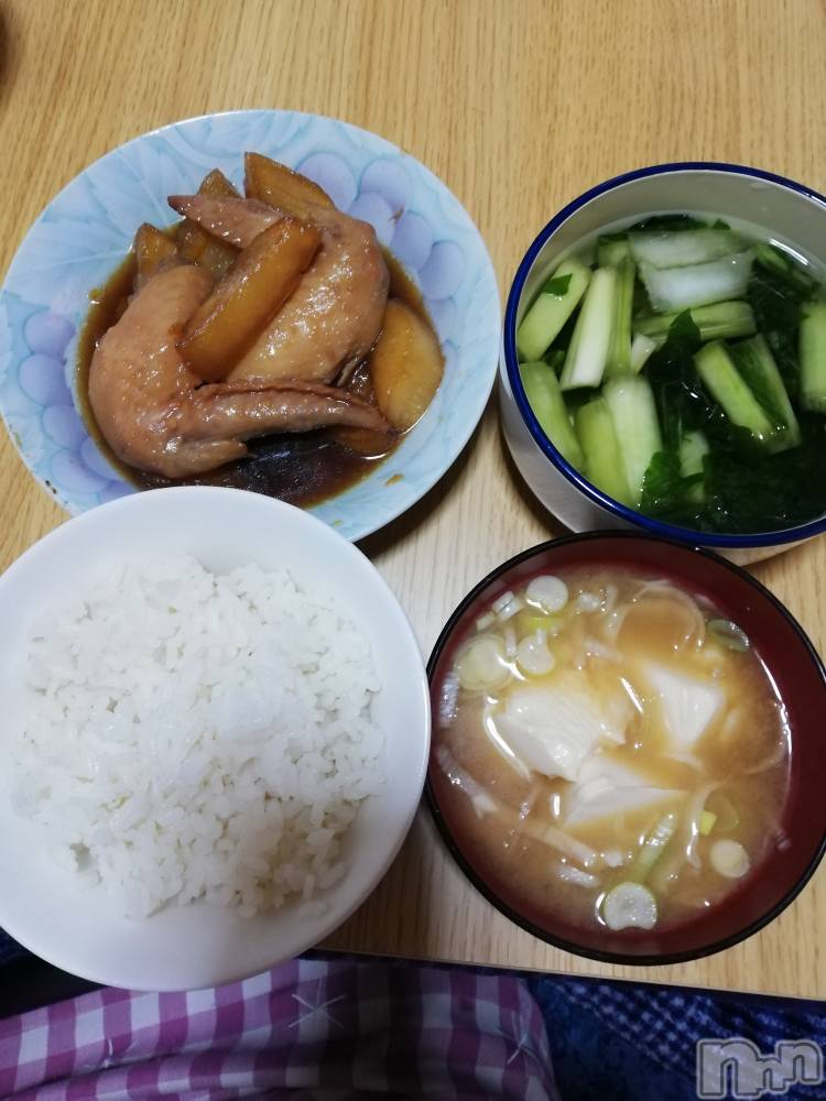 上越デリヘル上越最安値！奥様Deli急便(ジョウエツサイヤスネ！オクサマデリキュウビン) 熟女エロパワー全開　あきほ(54)の12月16日写メブログ「おはようございます☺️熟女と……」