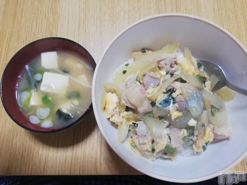 上越デリヘル上越最安値！奥様Deli急便(ジョウエツサイヤスネ！オクサマデリキュウビン) 熟女エロパワー全開　あきほ(54)の1月15日写メブログ「お昼だよ🍜」