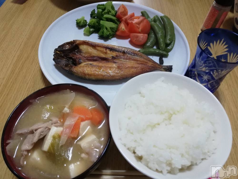 上越デリヘル上越最安値！奥様Deli急便(ジョウエツサイヤスネ！オクサマデリキュウビン) 熟女エロパワー全開　あきほ(54)の1月16日写メブログ「今日の夕食」