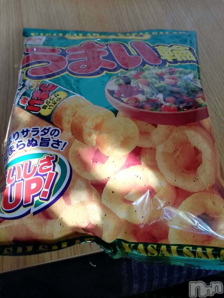 上越デリヘル上越最安値！奥様Deli急便(ジョウエツサイヤスネ！オクサマデリキュウビン) 熟女エロパワー全開　あきほ(54)の1月23日写メブログ「10時のおやつ🍌☕」