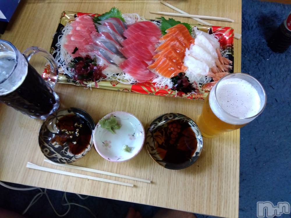 上越デリヘル上越最安値！奥様Deli急便(ジョウエツサイヤスネ！オクサマデリキュウビン) 熟女エロパワー全開　あきほ(54)の6月18日写メブログ「おはようございます(*^^*)」