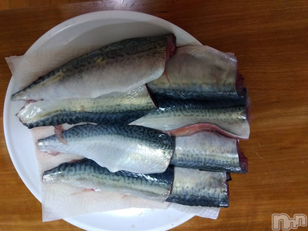 上越デリヘル上越最安値！奥様Deli急便(ジョウエツサイヤスネ！オクサマデリキュウビン) 熟女エロパワー全開　あきほ(54)の7月6日写メブログ「こんにちは😊」