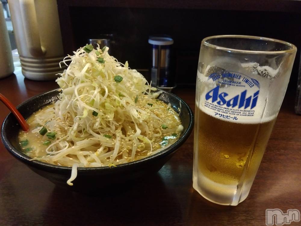 上越デリヘル上越最安値！奥様Deli急便(ジョウエツサイヤスネ！オクサマデリキュウビン) 熟女エロパワー全開　あきほ(54)の8月24日写メブログ「出勤中」