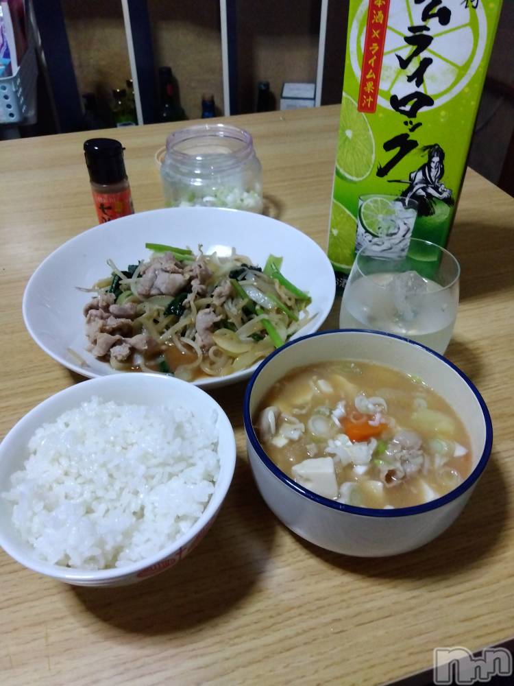 上越デリヘル上越最安値！奥様Deli急便(ジョウエツサイヤスネ！オクサマデリキュウビン) 熟女エロパワー全開　あきほ(54)の10月10日写メブログ「お仕事お疲れ様でした😊」