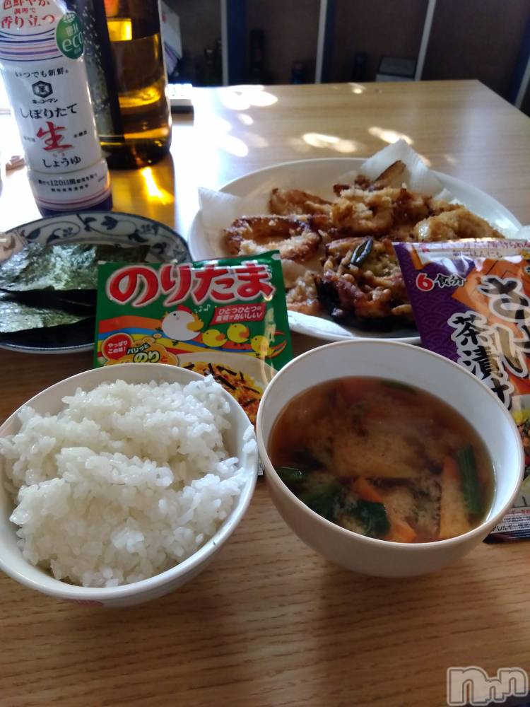 上越デリヘル上越最安値！奥様Deli急便(ジョウエツサイヤスネ！オクサマデリキュウビン) 熟女エロパワー全開　あきほ(54)の10月22日写メブログ「今日も宜しくお願いします❤」