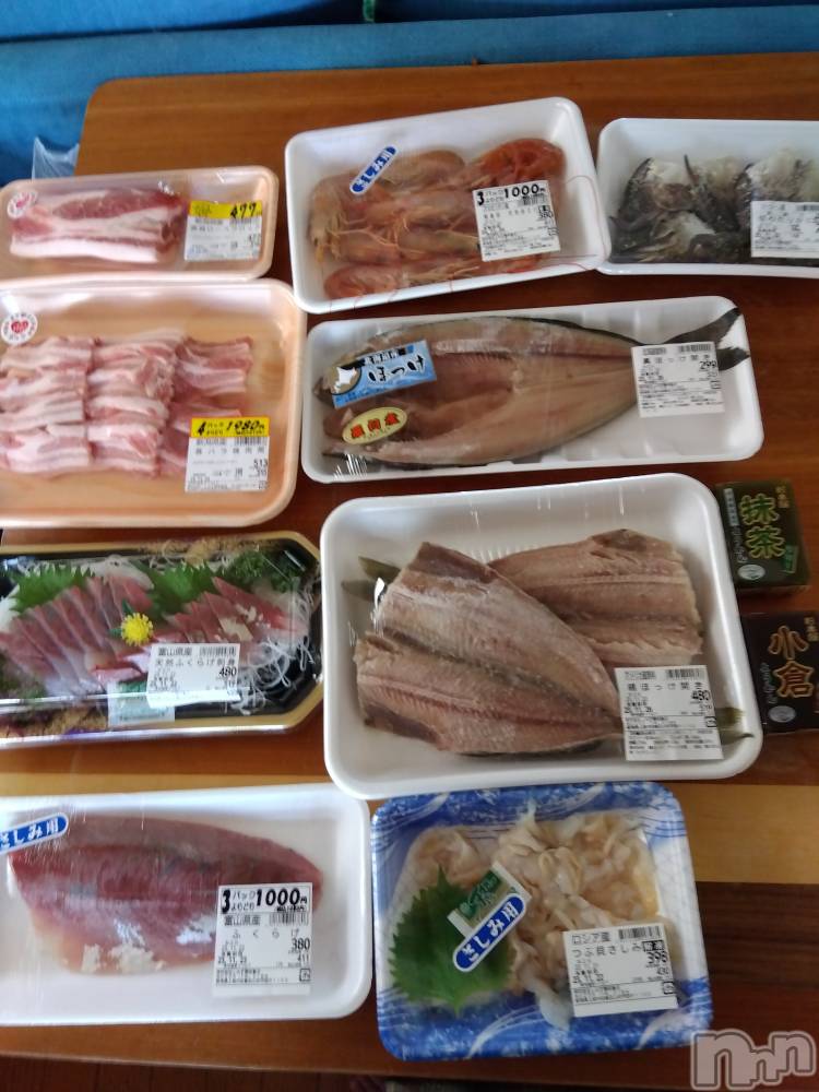 上越デリヘル上越最安値！奥様Deli急便(ジョウエツサイヤスネ！オクサマデリキュウビン) 熟女エロパワー全開　あきほ(54)の11月22日写メブログ「ちょっとお買い物に行ってきた」