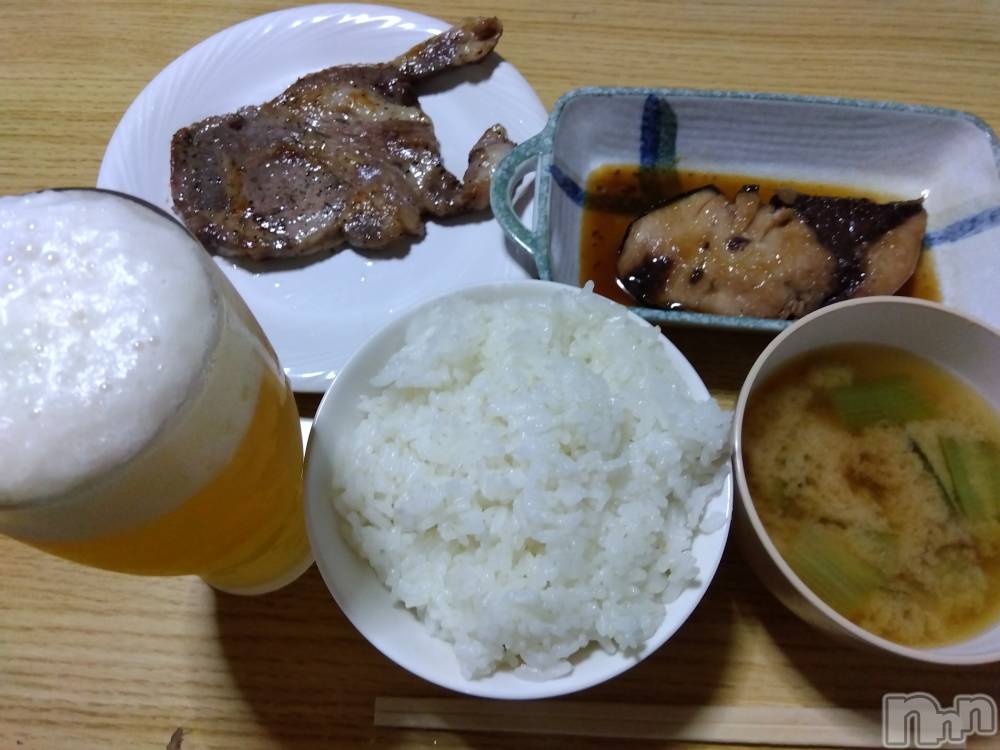 上越デリヘル上越最安値！奥様Deli急便(ジョウエツサイヤスネ！オクサマデリキュウビン) 熟女エロパワー全開　あきほ(54)の4月24日写メブログ「今週は今日だけ出勤です😣」