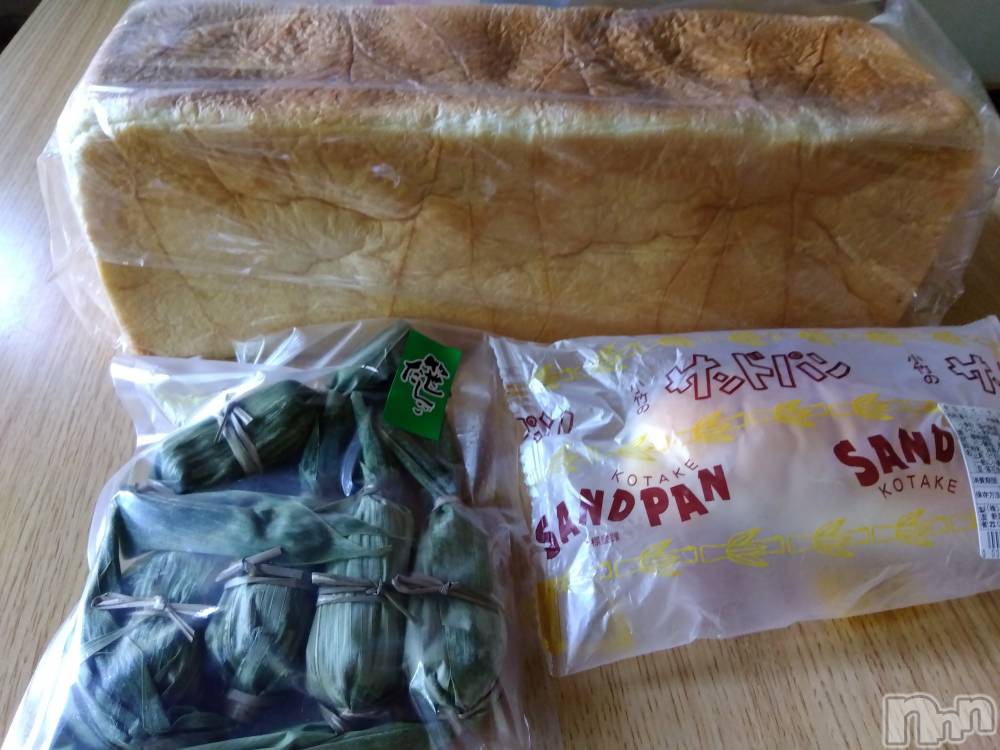 上越デリヘル上越最安値！奥様Deli急便(ジョウエツサイヤスネ！オクサマデリキュウビン) 熟女エロパワー全開　あきほ(54)の5月16日写メブログ「これから1週間ぶりに出勤します(*^^*)」