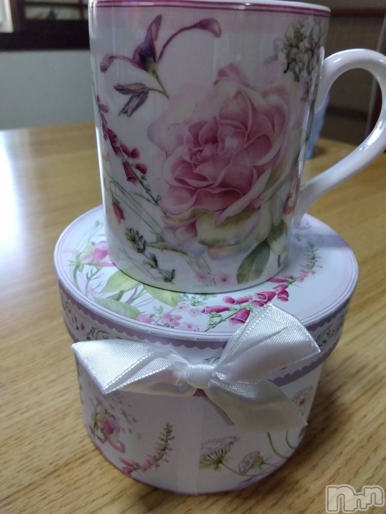 上越デリヘル上越最安値！奥様Deli急便(ジョウエツサイヤスネ！オクサマデリキュウビン) 熟女エロパワー全開　あきほ(54)の5月18日写メブログ「何飲もうかな🍻」