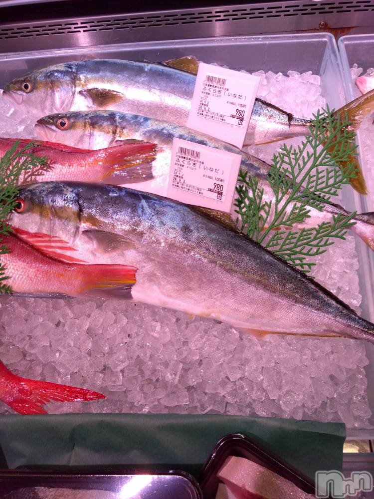 上越デリヘル上越最安値！奥様Deli急便(ジョウエツサイヤスネ！オクサマデリキュウビン) 熟女エロパワー全開　あきほ(54)の11月21日写メブログ「おっはようございます☀️.°」