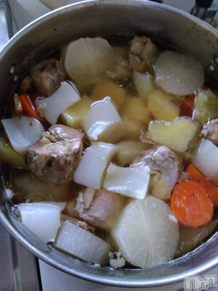 上越デリヘル上越最安値！奥様Deli急便(ジョウエツサイヤスネ！オクサマデリキュウビン) 熟女エロパワー全開　あきほ(54)の11月27日写メブログ「出勤しました」