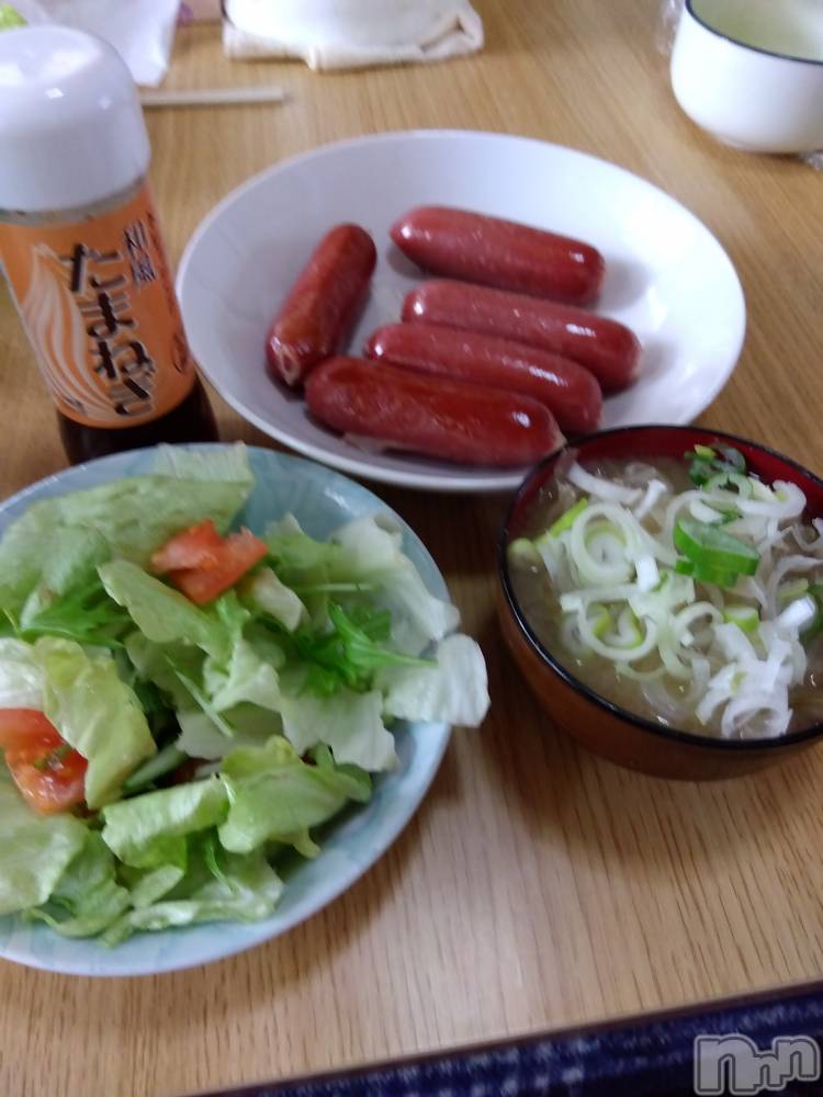 上越デリヘル上越最安値！奥様Deli急便(ジョウエツサイヤスネ！オクサマデリキュウビン) 熟女エロパワー全開　あきほ(54)の5月12日写メブログ「天気悪いよね」