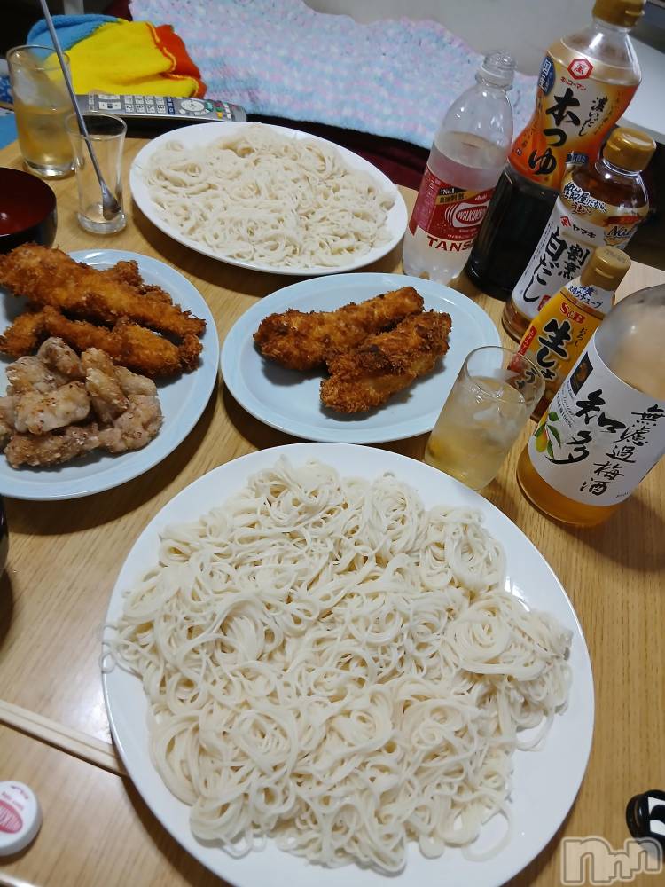 上越デリヘル上越最安値！奥様Deli急便(ジョウエツサイヤスネ！オクサマデリキュウビン) 熟女エロパワー全開　あきほ(54)の3月26日写メブログ「今日は1人、早い者勝ち」