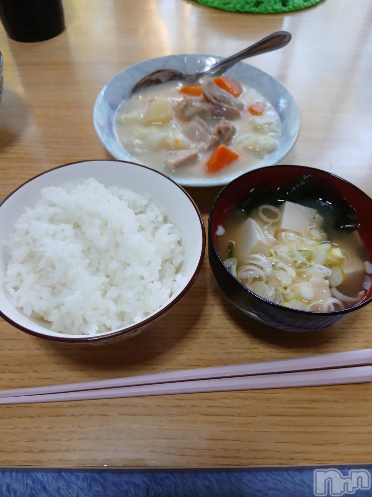 上越デリヘル上越最安値！奥様Deli急便(ジョウエツサイヤスネ！オクサマデリキュウビン) 熟女エロパワー全開　あきほ(54)の4月13日写メブログ「熟女と遊ぼ❤」