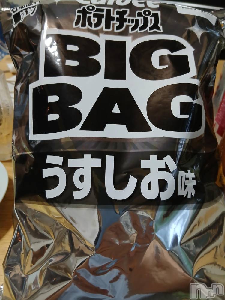 上越デリヘル上越最安値！奥様Deli急便(ジョウエツサイヤスネ！オクサマデリキュウビン) 熟女エロパワー全開　あきほ(54)の8月4日写メブログ「今月～短時間勤務😅濃厚なエッチしましょ」