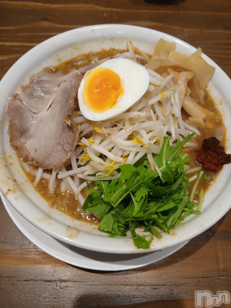 上越デリヘル上越最安値！奥様Deli急便(ジョウエツサイヤスネ！オクサマデリキュウビン) 熟女エロパワー全開　あきほ(54)の8月5日写メブログ「さて、どこのラーメンでしょうか？」