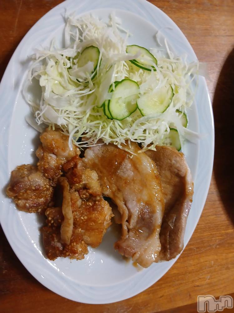 上越デリヘル上越最安値！奥様Deli急便(ジョウエツサイヤスネ！オクサマデリキュウビン) 熟女エロパワー全開　あきほ(54)の9月18日写メブログ「こんにちは♥️」