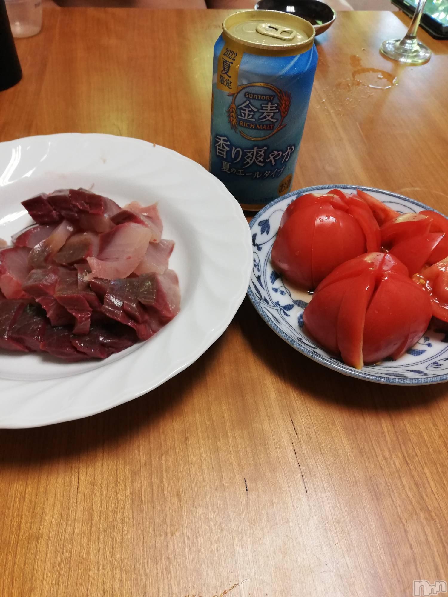 上越デリヘル上越最安値！奥様Deli急便(ジョウエツサイヤスネ！オクサマデリキュウビン)熟女エロパワー全開　あきほ(54)の2022年7月9日写メブログ「昨日のお酒のお供笑」