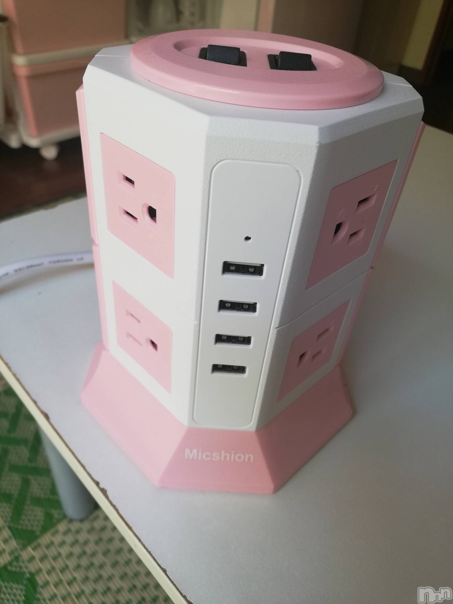 上越デリヘル上越最安値！奥様Deli急便(ジョウエツサイヤスネ！オクサマデリキュウビン)熟女エロパワー全開　あきほ(54)の2022年8月9日写メブログ「アマゾンで……」