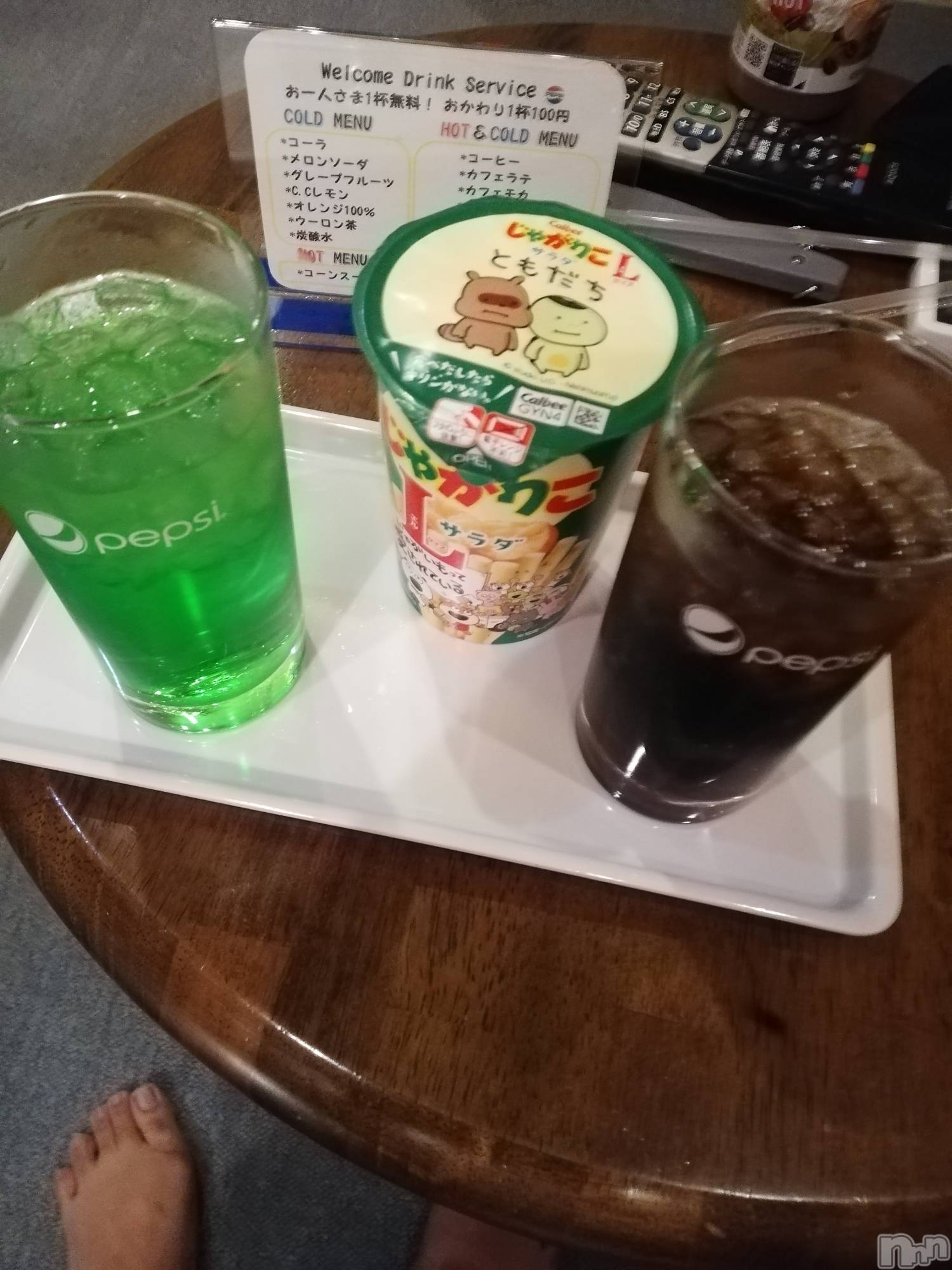 上越デリヘル上越最安値！奥様Deli急便(ジョウエツサイヤスネ！オクサマデリキュウビン)熟女エロパワー全開　あきほ(54)の2022年10月19日写メブログ「次のお客様待ってます」