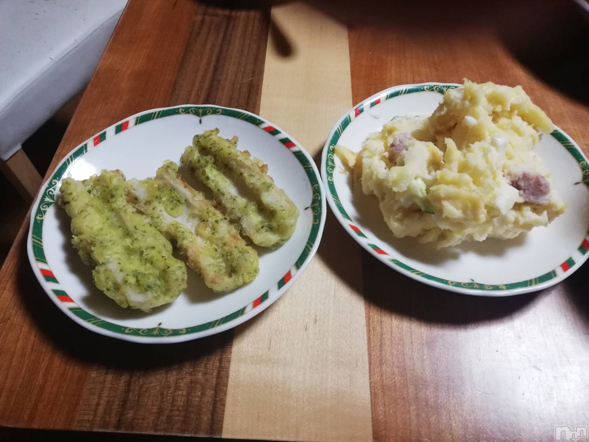 上越デリヘル上越最安値！奥様Deli急便(ジョウエツサイヤスネ！オクサマデリキュウビン)熟女エロパワー全開　あきほ(54)の2022年10月28日写メブログ「おはようございます☺️熟女と……」