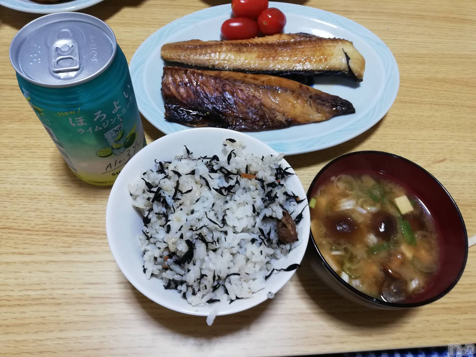 上越デリヘル上越最安値！奥様Deli急便(ジョウエツサイヤスネ！オクサマデリキュウビン)熟女エロパワー全開　あきほ(54)の2022年11月12日写メブログ「おはようございます☺️」