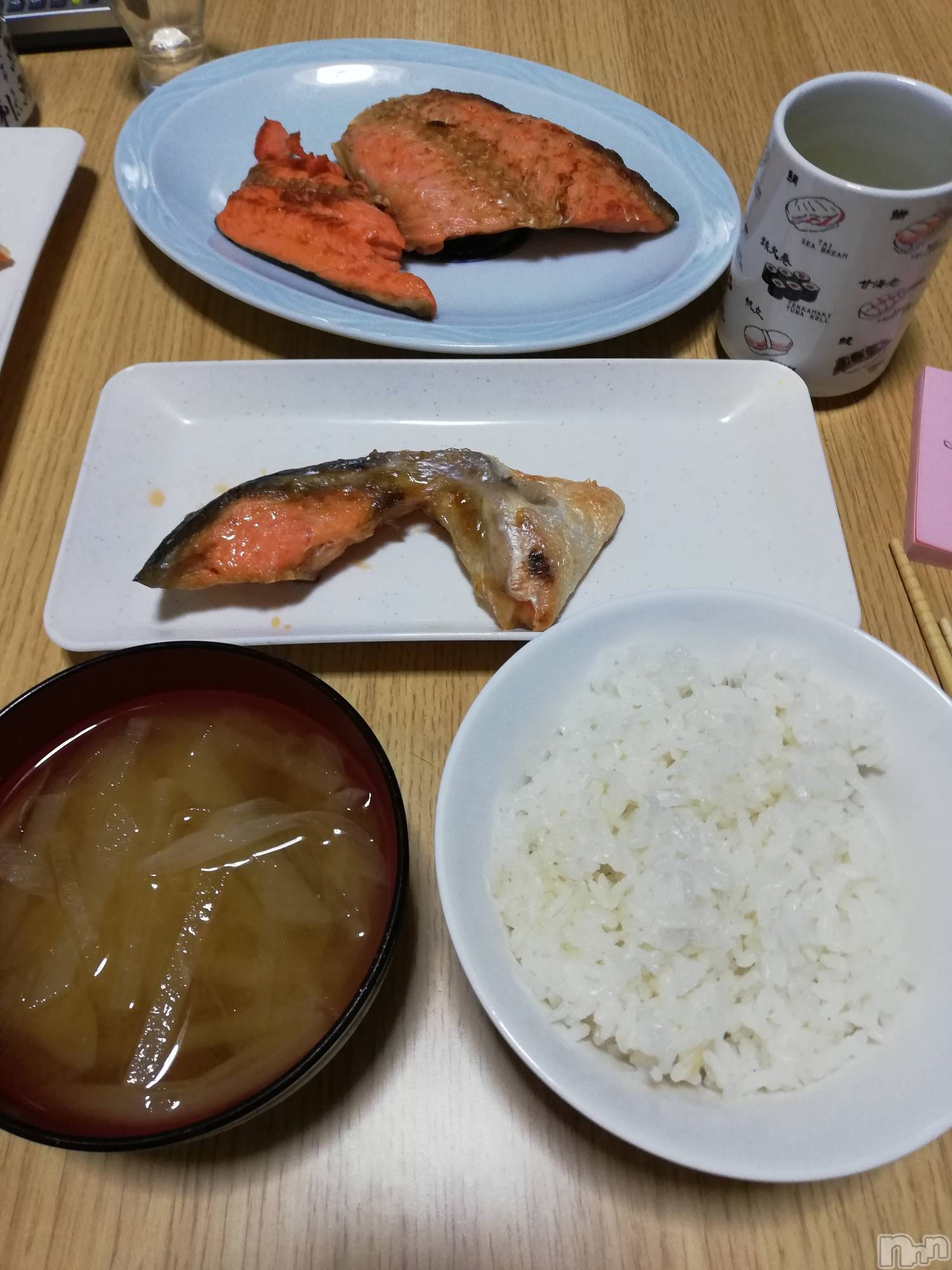 上越デリヘル上越最安値！奥様Deli急便(ジョウエツサイヤスネ！オクサマデリキュウビン)熟女エロパワー全開　あきほ(54)の2022年12月13日写メブログ「朝ごはん☕😃🌄」