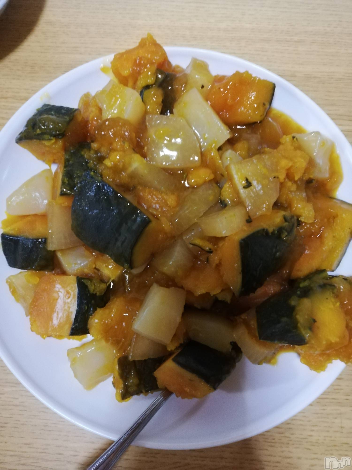 上越デリヘル上越最安値！奥様Deli急便(ジョウエツサイヤスネ！オクサマデリキュウビン)熟女エロパワー全開　あきほ(54)の2022年12月22日写メブログ「今日は冬至🍊」