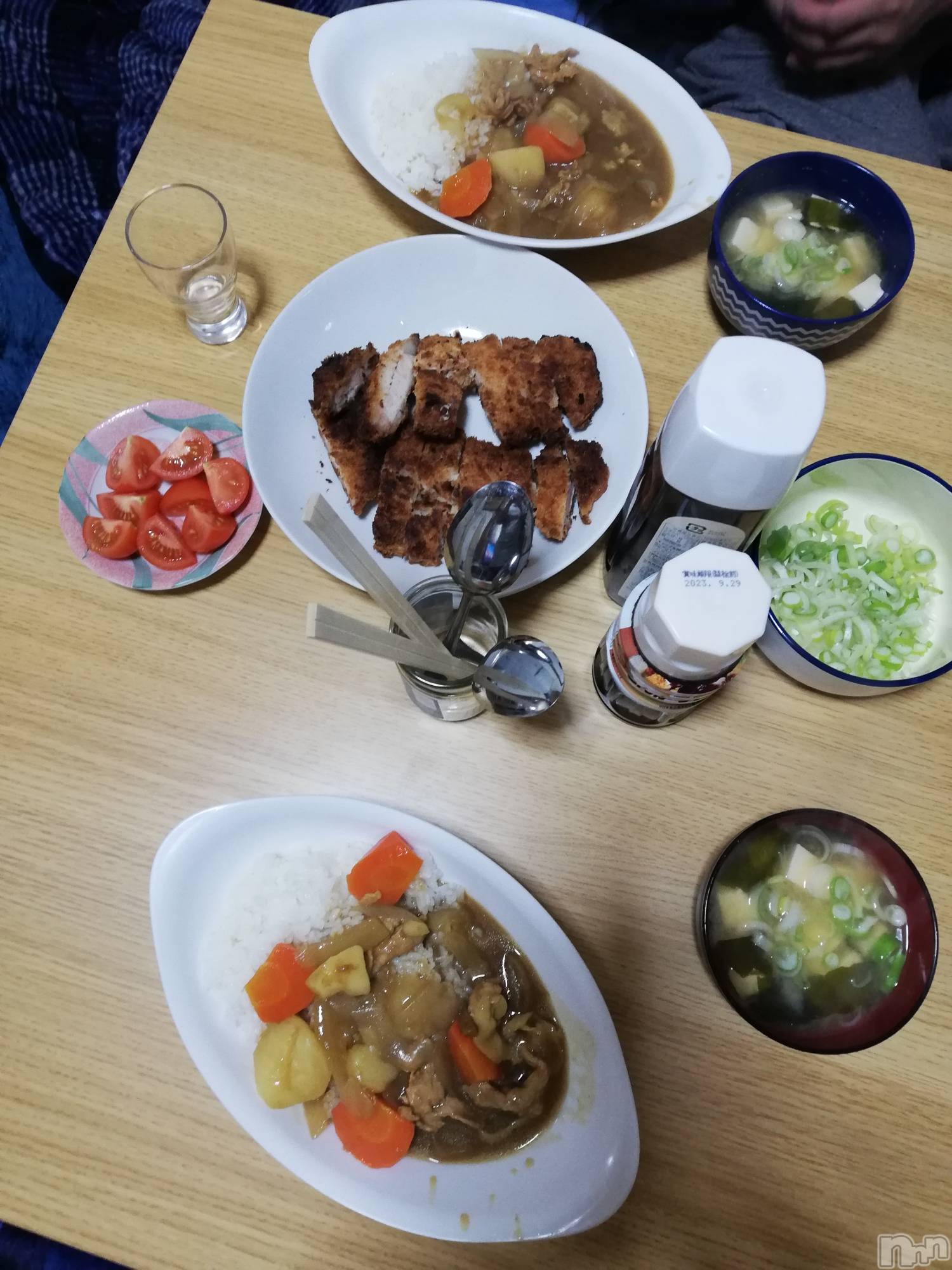 上越デリヘル上越最安値！奥様Deli急便(ジョウエツサイヤスネ！オクサマデリキュウビン)熟女エロパワー全開　あきほ(54)の2023年1月13日写メブログ「昨日の……」