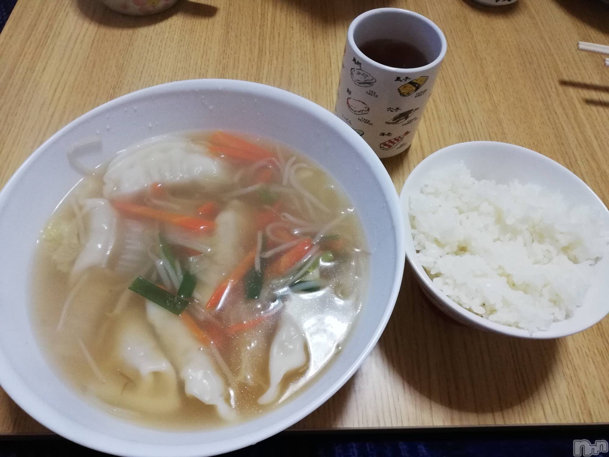 上越デリヘル上越最安値！奥様Deli急便(ジョウエツサイヤスネ！オクサマデリキュウビン)熟女エロパワー全開　あきほ(54)の2023年1月28日写メブログ「おはよう☺️雪が😱気をつけて会いに来てね🙏」