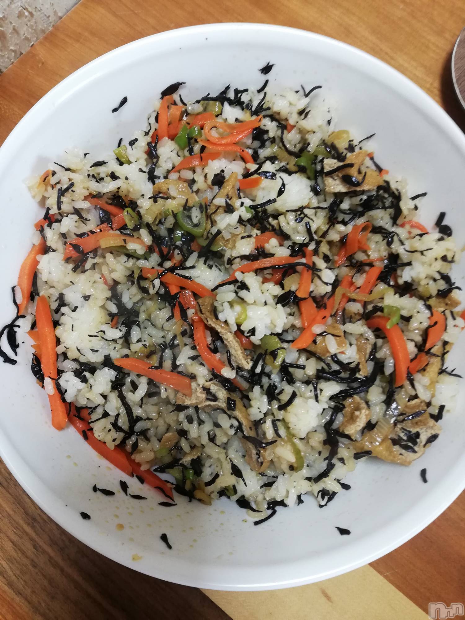 上越デリヘル上越最安値！奥様Deli急便(ジョウエツサイヤスネ！オクサマデリキュウビン)熟女エロパワー全開　あきほ(54)の2023年1月28日写メブログ「除雪しながら😉」