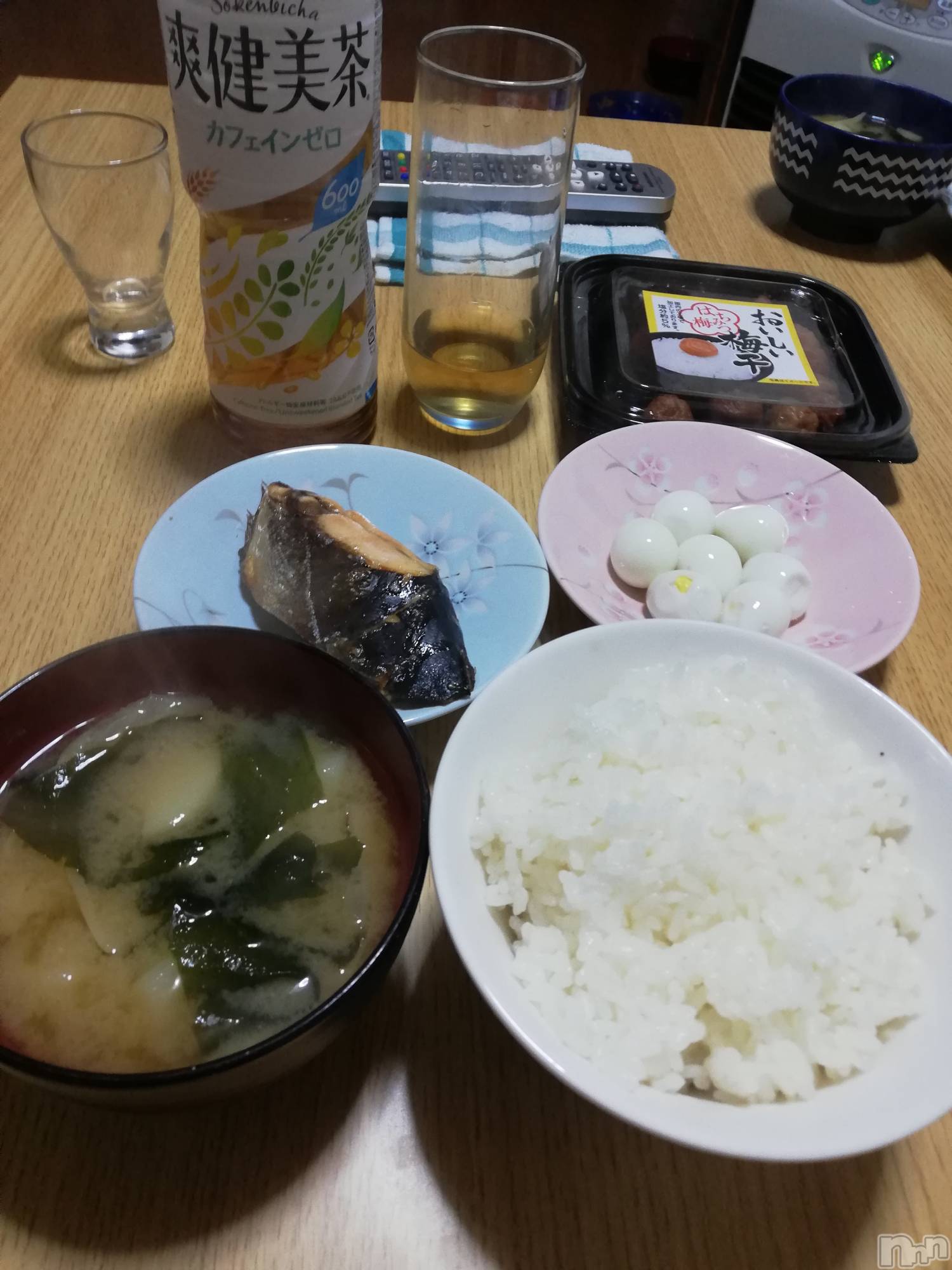 上越デリヘル上越最安値！奥様Deli急便(ジョウエツサイヤスネ！オクサマデリキュウビン)熟女エロパワー全開　あきほ(54)の2023年1月30日写メブログ「早めの夕食です(*^^*)」