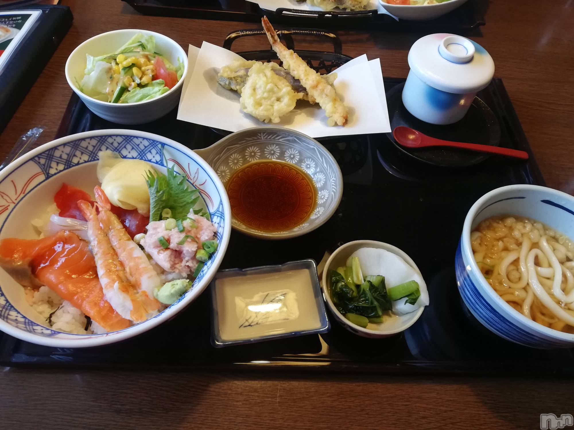 上越デリヘル上越最安値！奥様Deli急便(ジョウエツサイヤスネ！オクサマデリキュウビン)熟女エロパワー全開　あきほ(54)の2023年2月20日写メブログ「こんにちは☺️」