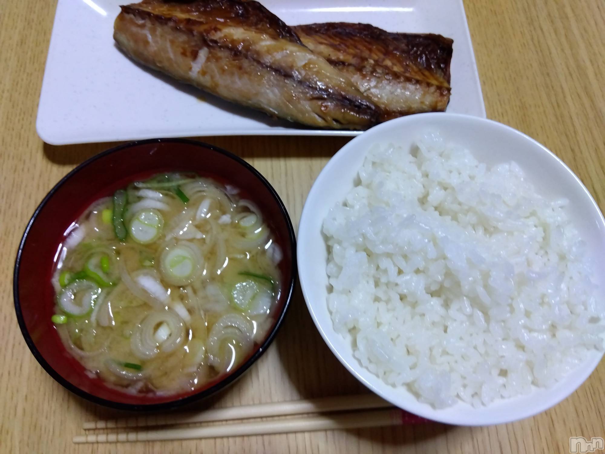 上越デリヘル上越最安値！奥様Deli急便(ジョウエツサイヤスネ！オクサマデリキュウビン)熟女エロパワー全開　あきほ(54)の2023年7月10日写メブログ「おはようございます😊」