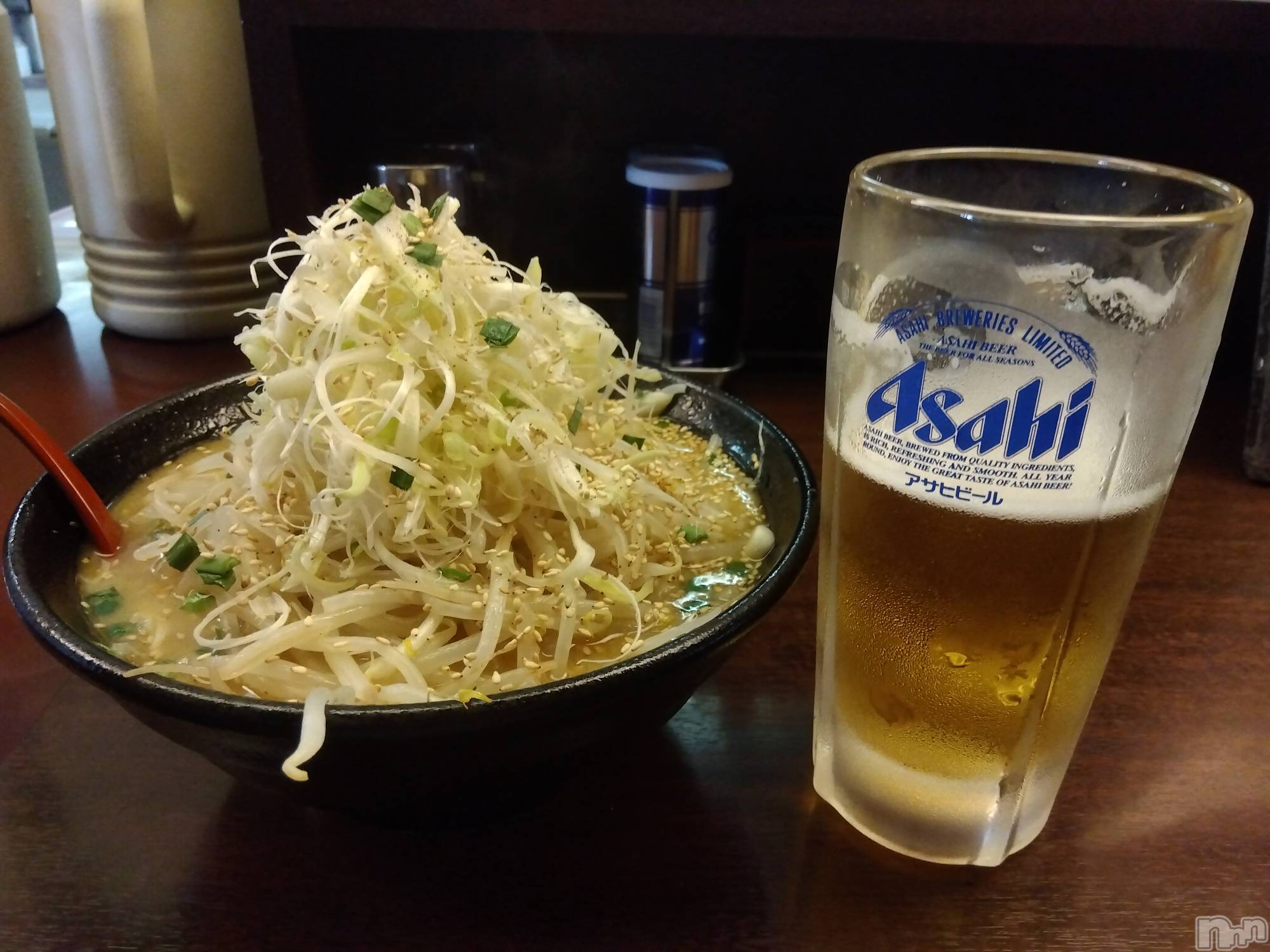 上越デリヘル上越最安値！奥様Deli急便(ジョウエツサイヤスネ！オクサマデリキュウビン)熟女エロパワー全開　あきほ(54)の2023年8月24日写メブログ「出勤中」