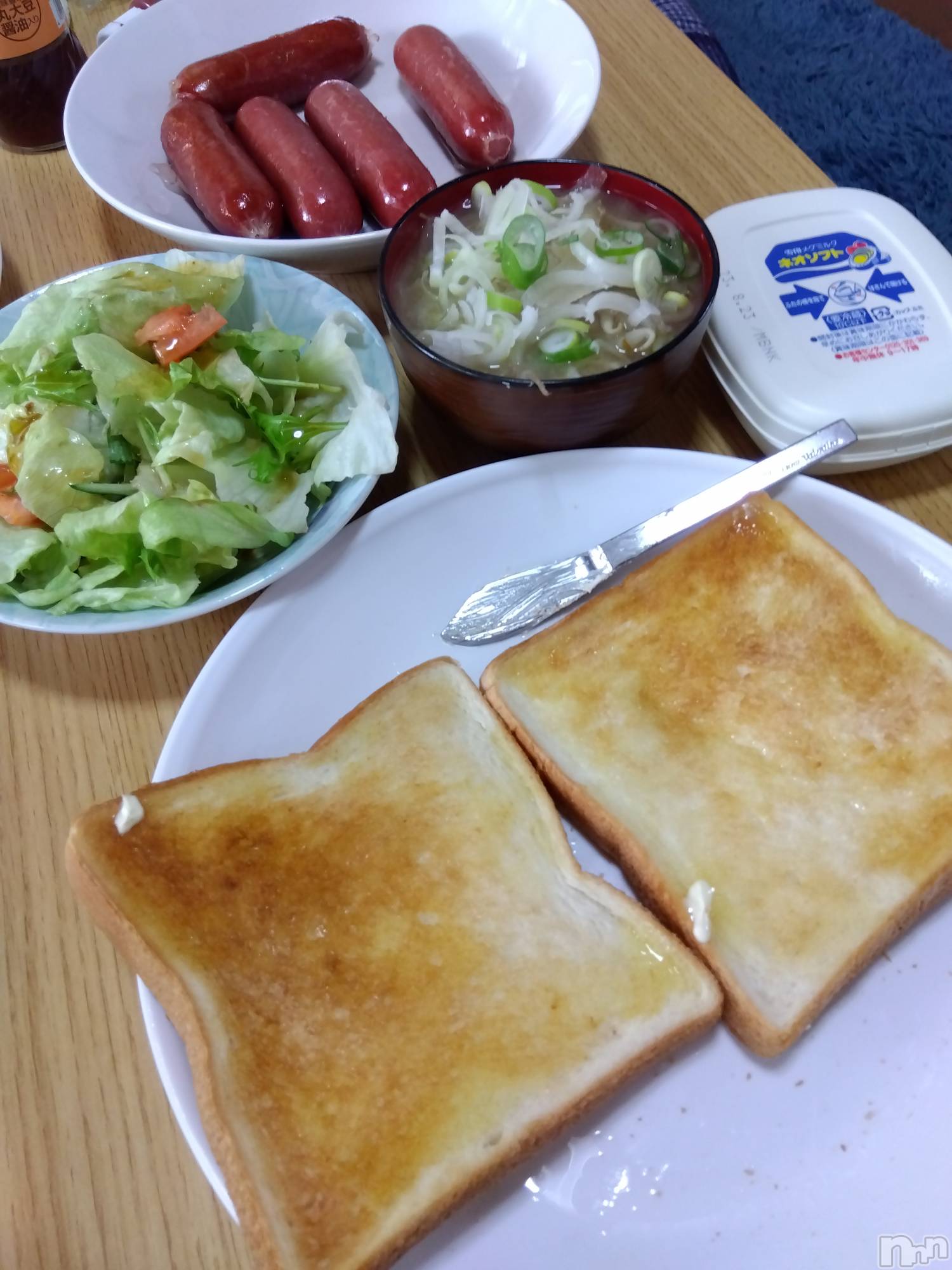 上越デリヘル上越最安値！奥様Deli急便(ジョウエツサイヤスネ！オクサマデリキュウビン)熟女エロパワー全開　あきほ(54)の2023年11月21日写メブログ「洗濯日和です(((o(*ﾟ▽ﾟ*)o)))」