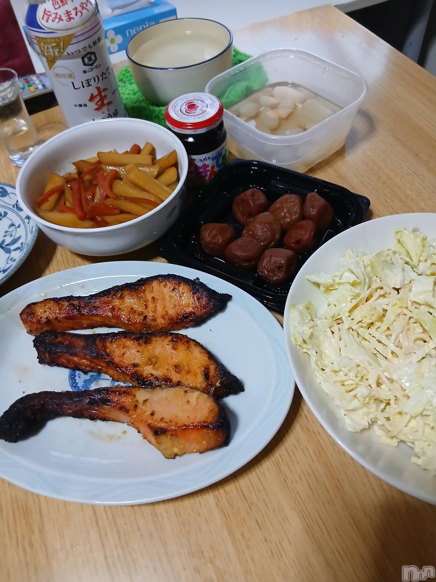 上越デリヘル上越最安値！奥様Deli急便(ジョウエツサイヤスネ！オクサマデリキュウビン)熟女エロパワー全開　あきほ(54)の2026年1月15日写メブログ「おはよう👋😃☀️」