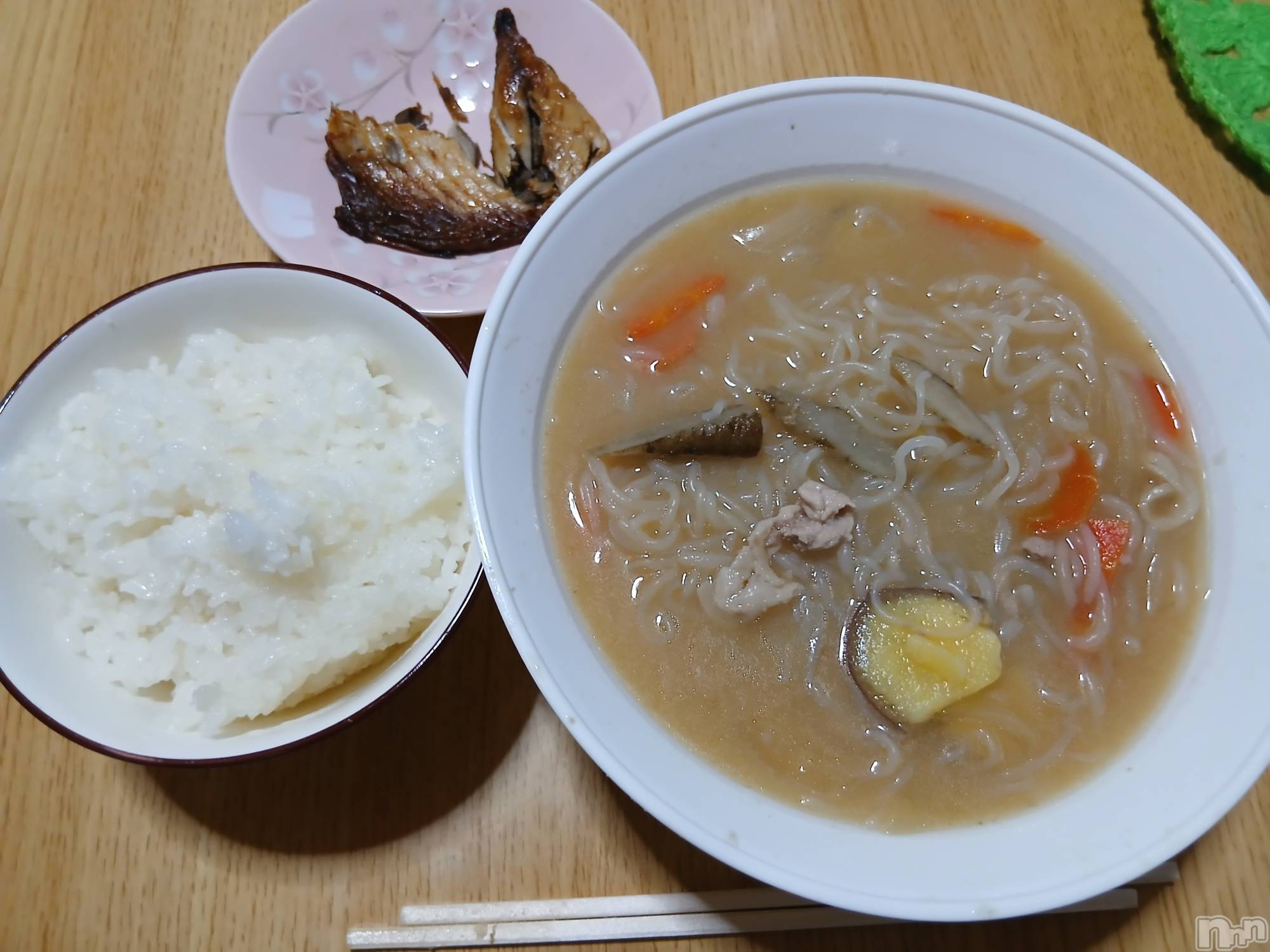 上越デリヘル上越最安値！奥様Deli急便(ジョウエツサイヤスネ！オクサマデリキュウビン)熟女エロパワー全開　あきほ(54)の2026年3月23日写メブログ「17時まで出勤するよ😅」