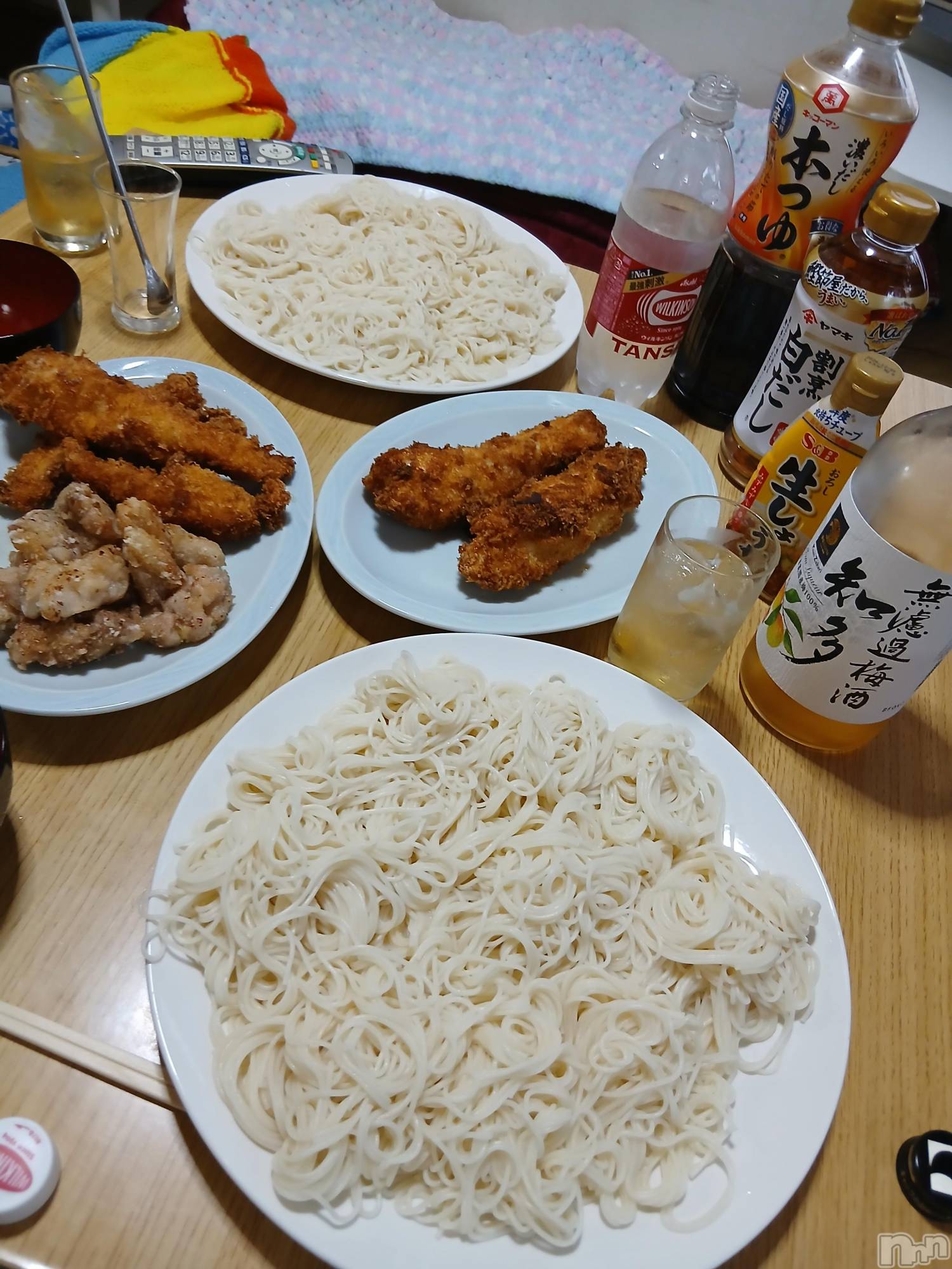 上越デリヘル上越最安値！奥様Deli急便(ジョウエツサイヤスネ！オクサマデリキュウビン)熟女エロパワー全開　あきほ(54)の2026年3月26日写メブログ「今日は1人、早い者勝ち」