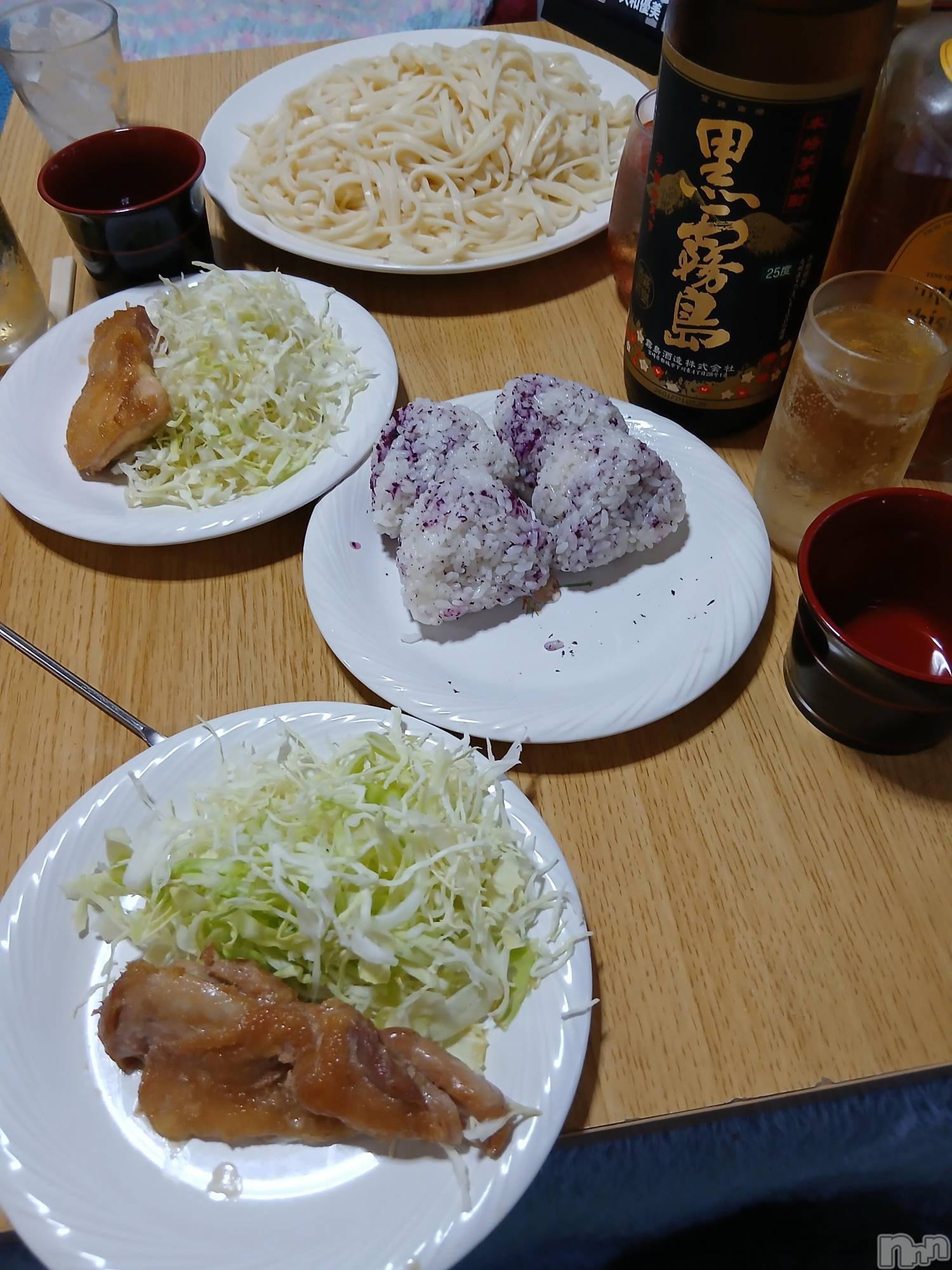 上越デリヘル上越最安値！奥様Deli急便(ジョウエツサイヤスネ！オクサマデリキュウビン)熟女エロパワー全開　あきほ(54)の2026年4月11日写メブログ「今日は出勤するよ🥰」