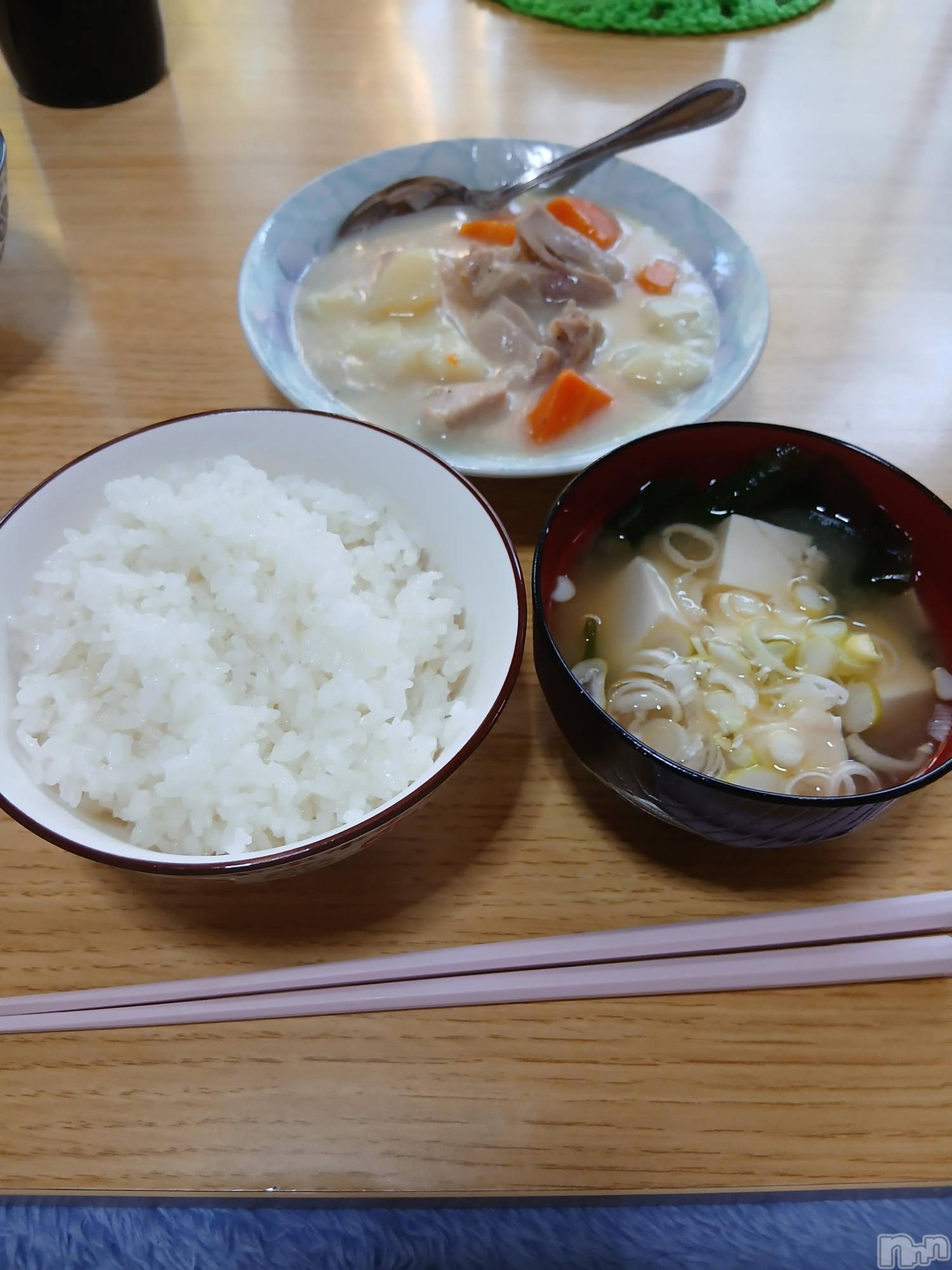 上越デリヘル上越最安値！奥様Deli急便(ジョウエツサイヤスネ！オクサマデリキュウビン)熟女エロパワー全開　あきほ(54)の2026年4月13日写メブログ「熟女と遊ぼ❤」