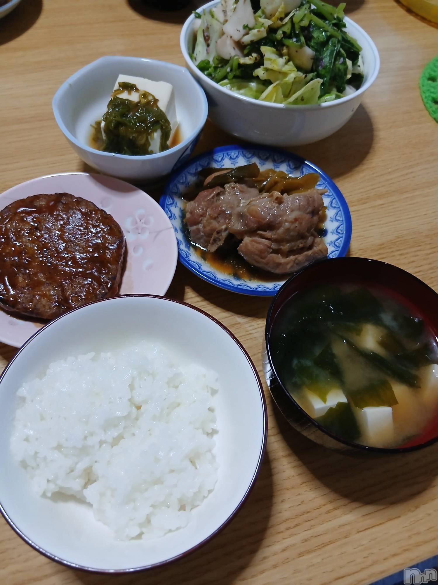 上越デリヘル上越最安値！奥様Deli急便(ジョウエツサイヤスネ！オクサマデリキュウビン)熟女エロパワー全開　あきほ(54)の2026年5月21日写メブログ「おはようございます🙇」
