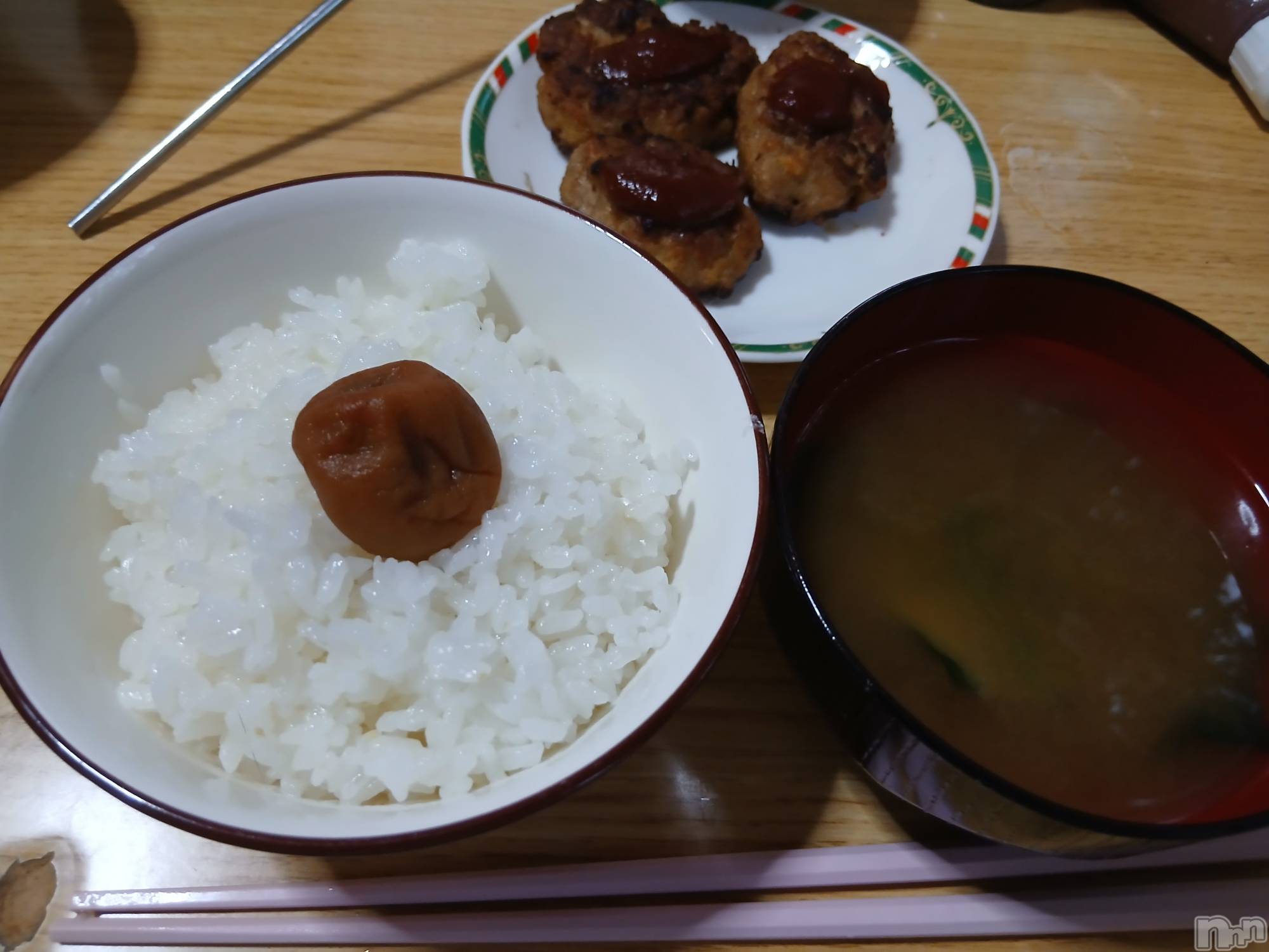 上越デリヘル上越最安値！奥様Deli急便(ジョウエツサイヤスネ！オクサマデリキュウビン)熟女エロパワー全開　あきほ(54)の2026年7月26日写メブログ「雨☔☔」