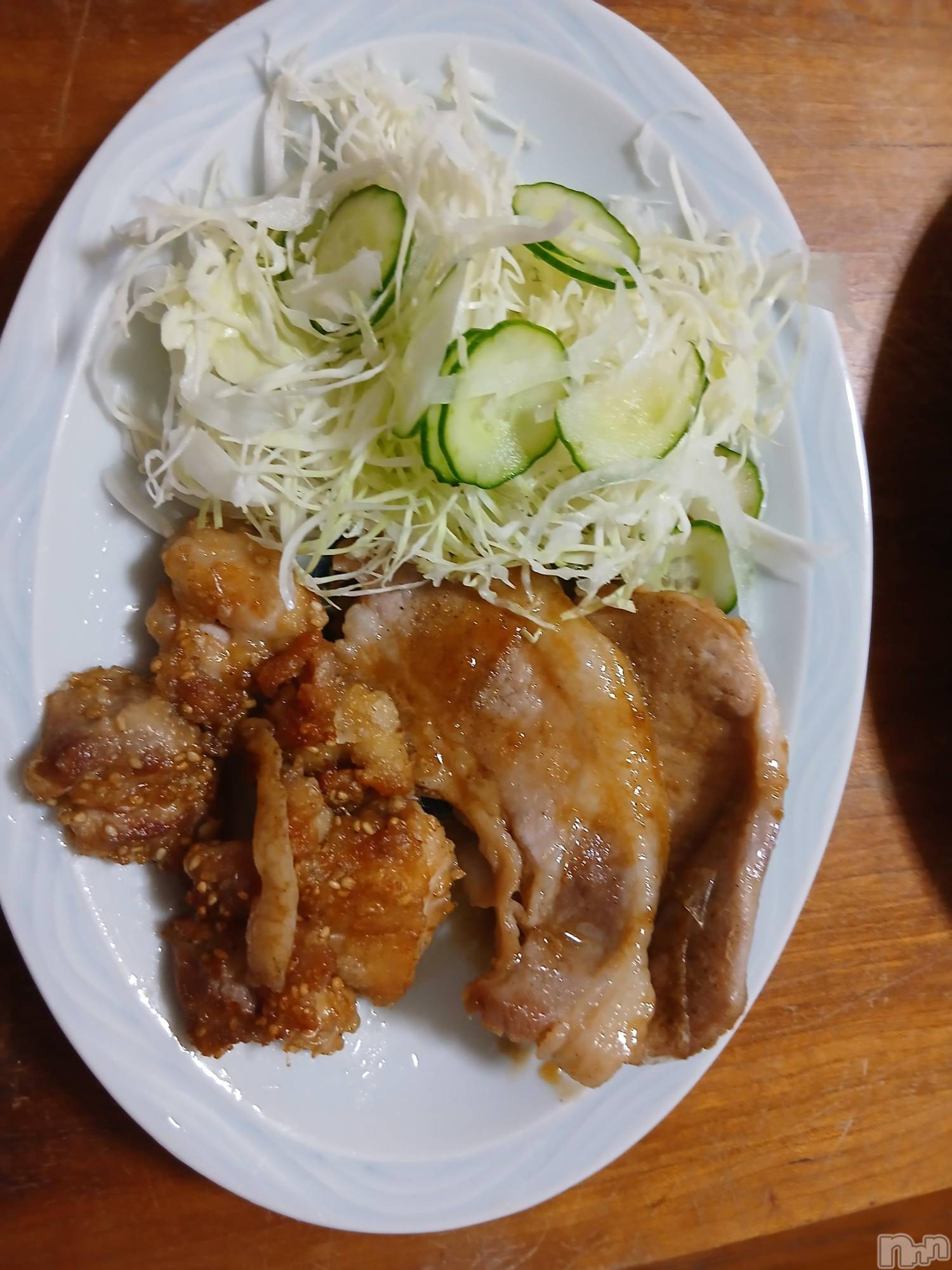 上越デリヘル上越最安値！奥様Deli急便(ジョウエツサイヤスネ！オクサマデリキュウビン)熟女エロパワー全開　あきほ(54)の2026年9月18日写メブログ「こんにちは♥️」