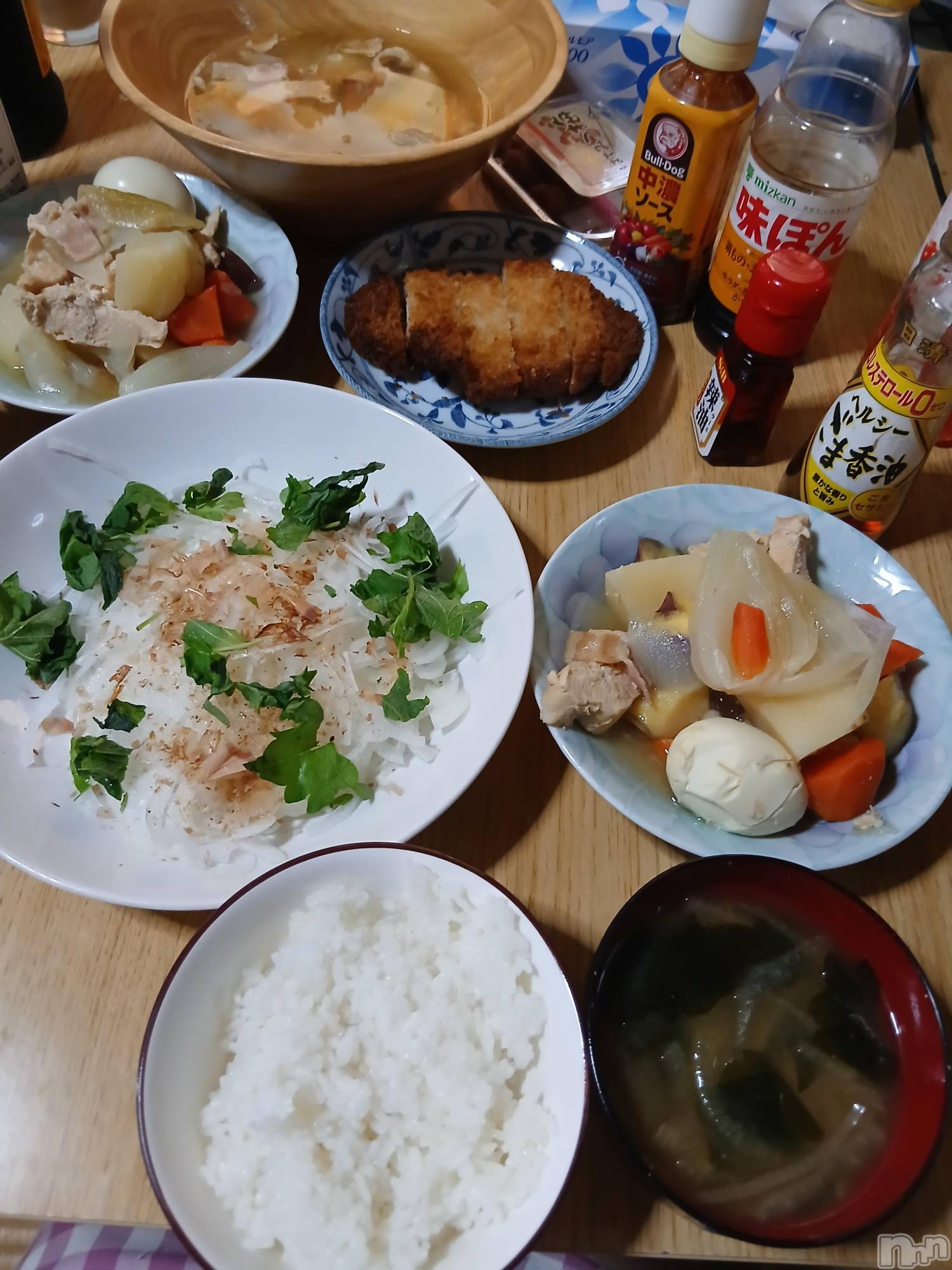 上越デリヘル上越最安値！奥様Deli急便(ジョウエツサイヤスネ！オクサマデリキュウビン)熟女エロパワー全開　あきほ(54)の2026年10月15日写メブログ「秋晴れ🍁🌰今日も1日宜しくね♥️」