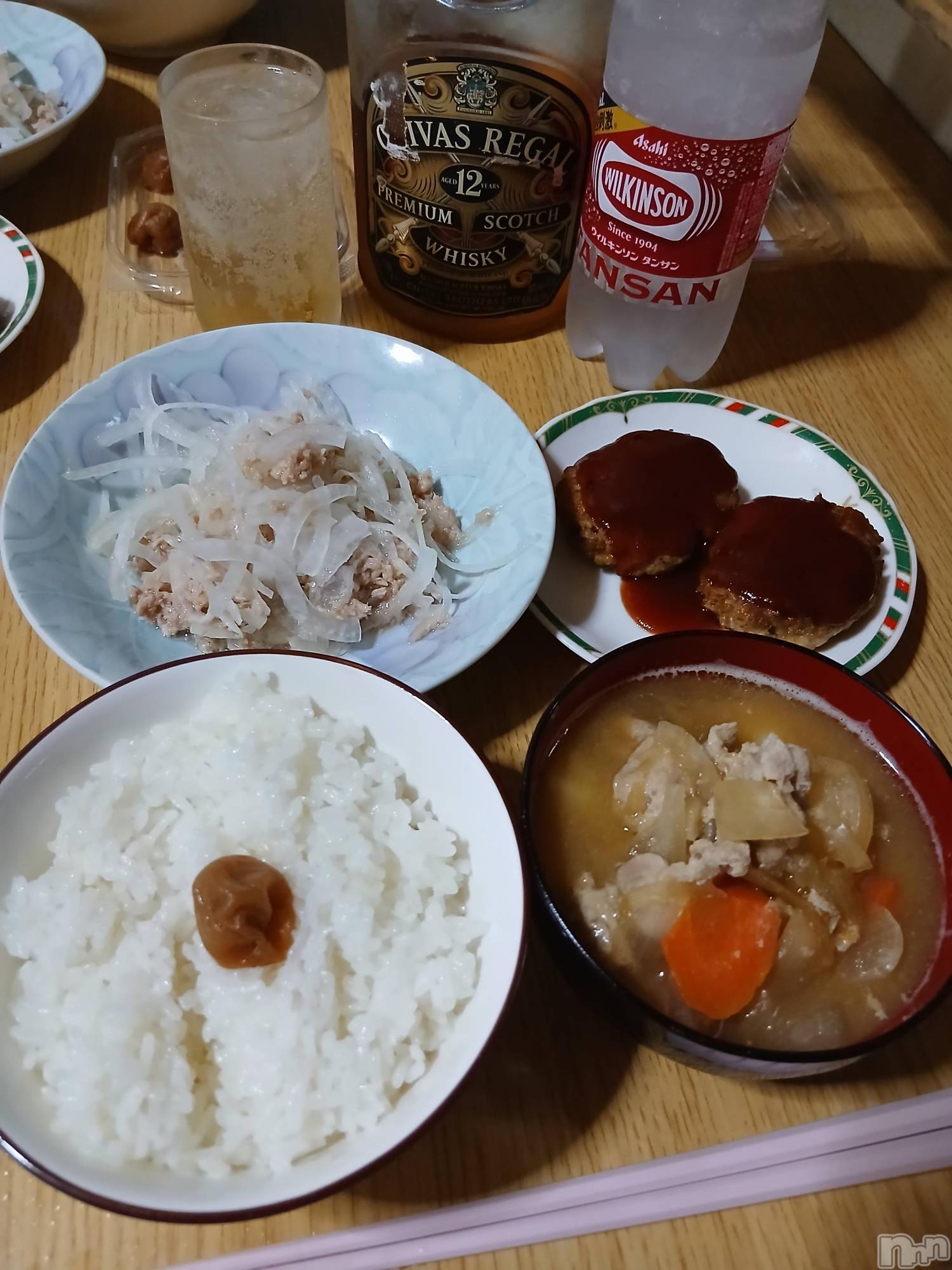 上越デリヘル上越最安値！奥様Deli急便(ジョウエツサイヤスネ！オクサマデリキュウビン)熟女エロパワー全開　あきほ(54)の2026年10月16日写メブログ「ご予約ご指名待ってます♥️」