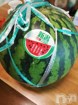 上越デリヘル 上越最安値！奥様Deli急便(ジョウエツサイヤスネ！オクサマデリキュウビン) 熟女エロパワー全開　あきほ(54)の7月8日写メブログ「スイカ買ってきたよ🍉」