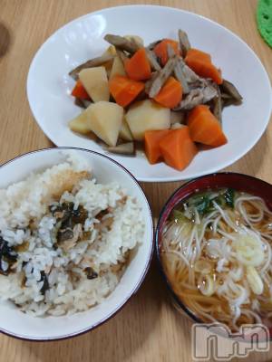 上越デリヘル 上越最安値！奥様Deli急便(ジョウエツサイヤスネ！オクサマデリキュウビン) 熟女エロパワー全開　あきほ(54)の6月17日写メブログ「今日も暑くなりそう☀️水分補給しっかりね☺」
