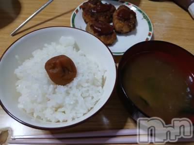 上越デリヘル 上越最安値！奥様Deli急便(ジョウエツサイヤスネ！オクサマデリキュウビン) 熟女エロパワー全開　あきほ(54)の7月26日写メブログ「雨☔☔」